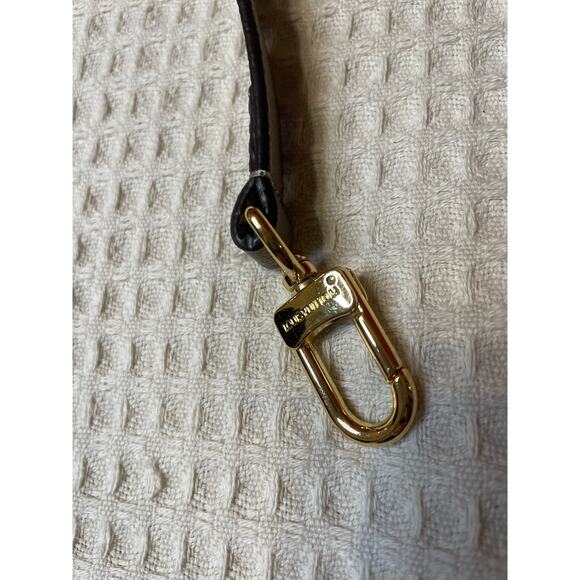 Louis Vuitton Beige/ Dune Short Bag Strap W/ Gold Clasp 21 Inch - Picture 4 of 11